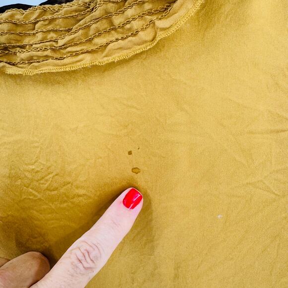 Y2K BCBGMaxAzria Silk Stretch Fitted Tee Mustard Yellow Jersey Top Size XXS - Picture 5 of 8